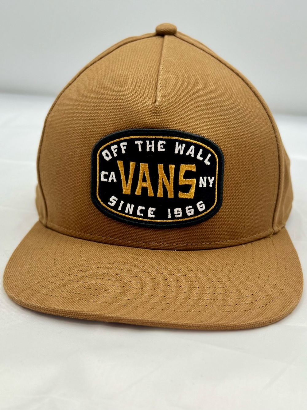260 Vans Snapback Baseball Cap Men's Adjustable Tan Khaki Off The Wall Patch